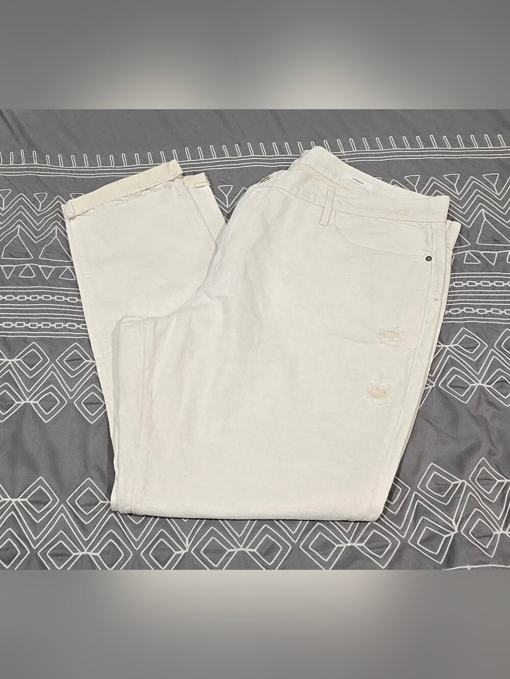 FRAME Le Garcon Midrise Distressed Straight Leg Jeans Size 34